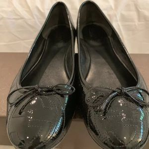 Gucci Black Patent Leather Monogram Ballet Flats